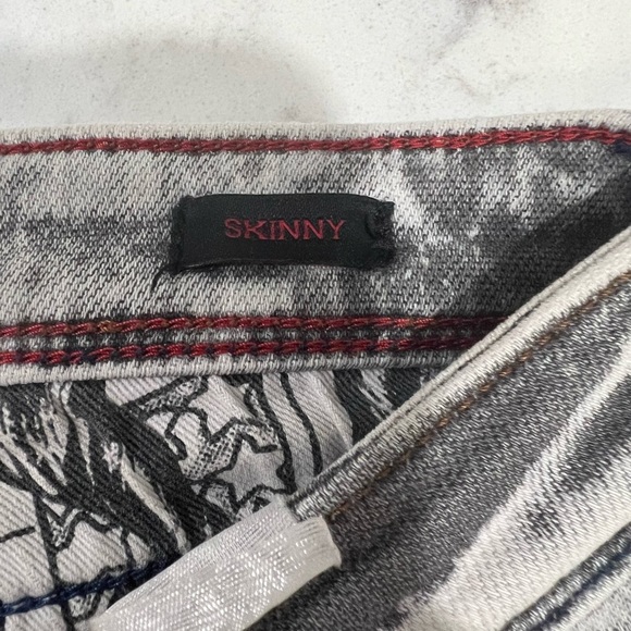 Ed Hardy Mid Rise Skinny Jeans Size 6 - Picture 6 of 6